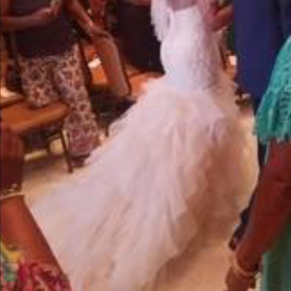 Wedding Gown - Picture 5 of 8